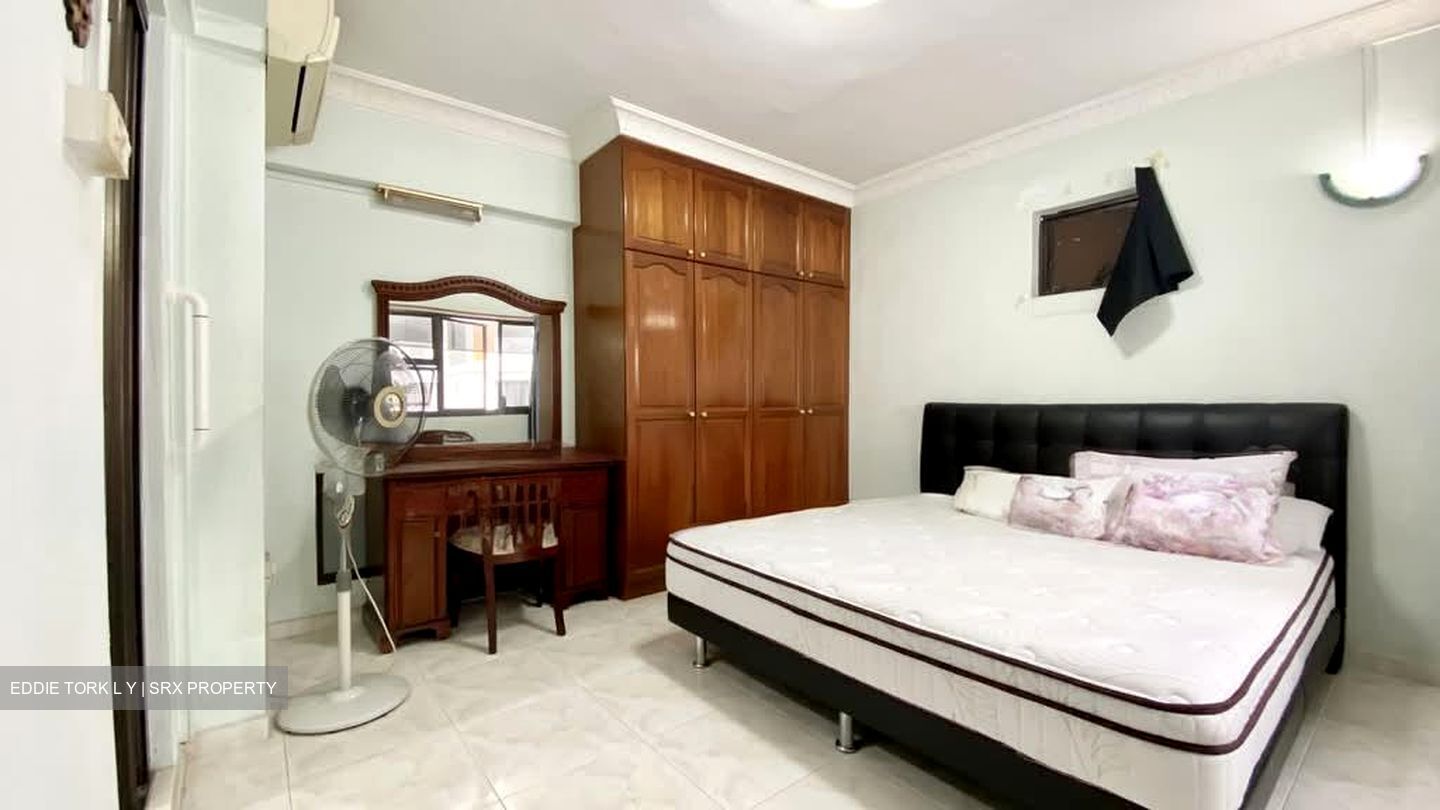 Blk 285A Toh Guan Road (Jurong East), HDB Executive #563954841
